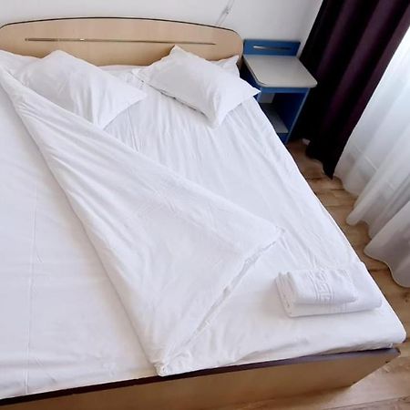 Hotel Victoria Iasi Bagian luar foto