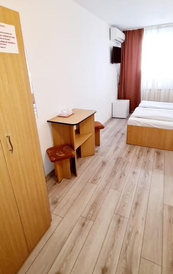 Hotel Victoria Iasi Bagian luar foto